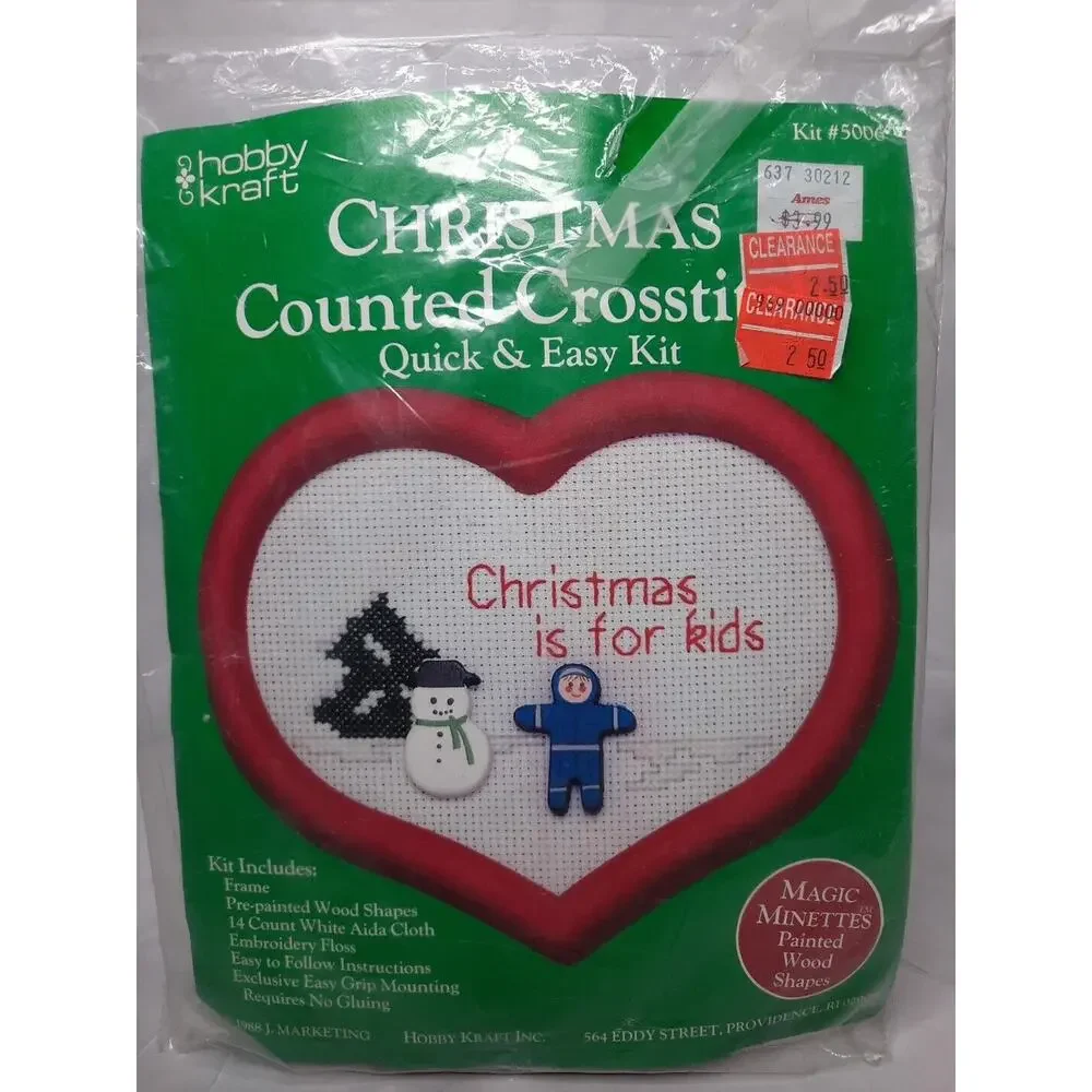 1988 Hobby Kraft Christmas Counted Cross Stitch Kit w/Heart Shaped Frame